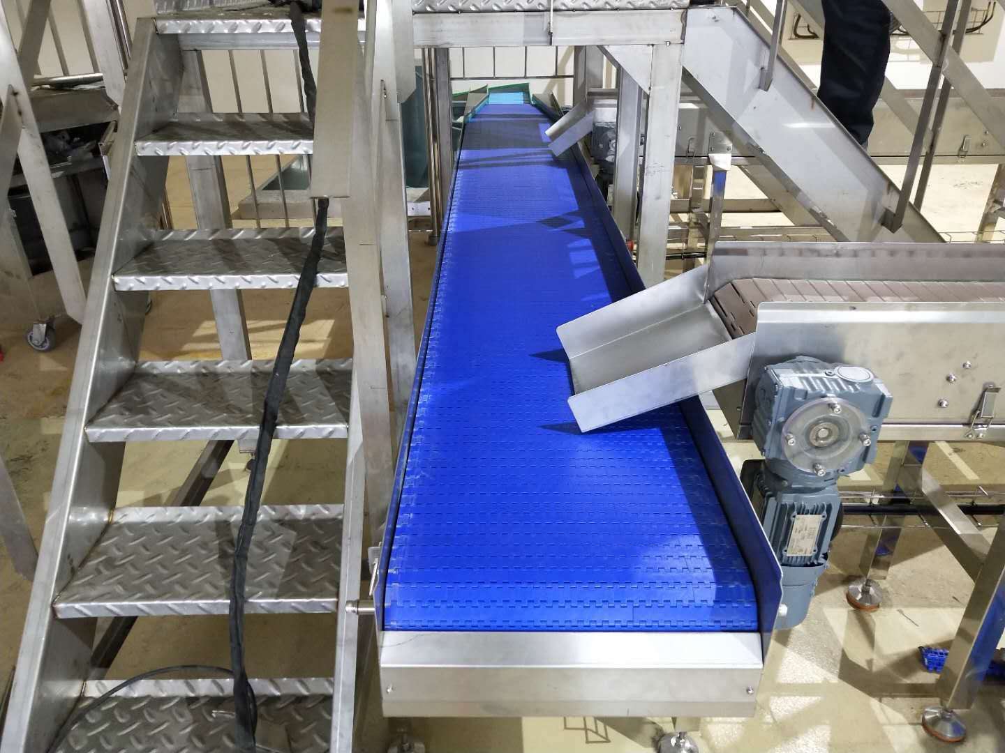 鏈板輸送線(xiàn)